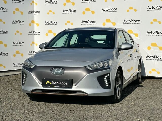 Серый Хендай Ioniq, объемом двигателя 0 л и пробегом 129 тыс. км за 12500 $, фото 1 на Automoto.ua