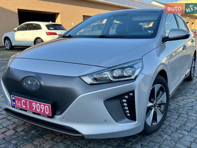 Сірий Хендай Ioniq, об'ємом двигуна 0 л та пробігом 149 тис. км за 12750 $, фото 1 на Automoto.ua