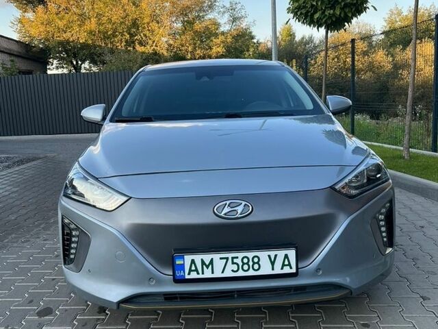 Сірий Хендай Ioniq, об'ємом двигуна 0 л та пробігом 137 тис. км за 12399 $, фото 1 на Automoto.ua