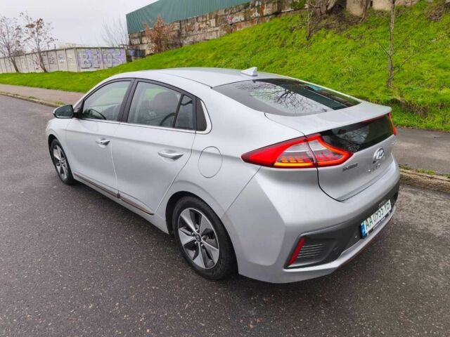 Серый Хендай Ioniq, объемом двигателя 0 л и пробегом 130 тыс. км за 13000 $, фото 1 на Automoto.ua