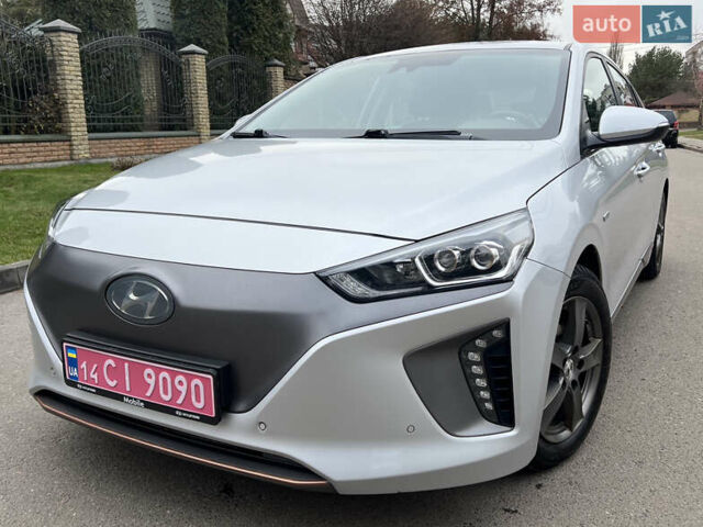 Серый Хендай Ioniq, объемом двигателя 0 л и пробегом 150 тыс. км за 12490 $, фото 1 на Automoto.ua