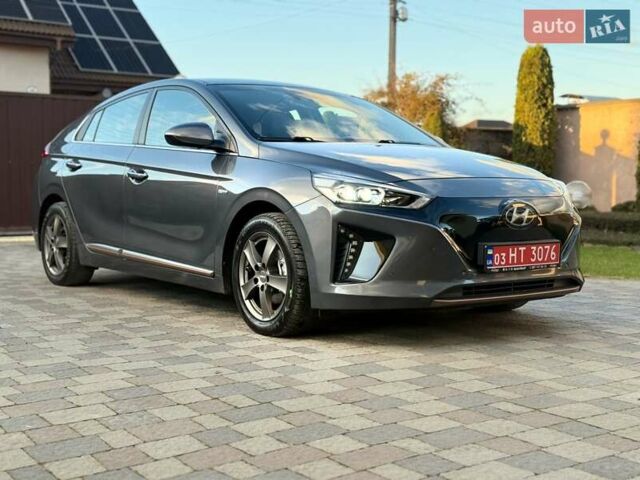 Серый Хендай Ioniq, объемом двигателя 0 л и пробегом 109 тыс. км за 13899 $, фото 1 на Automoto.ua