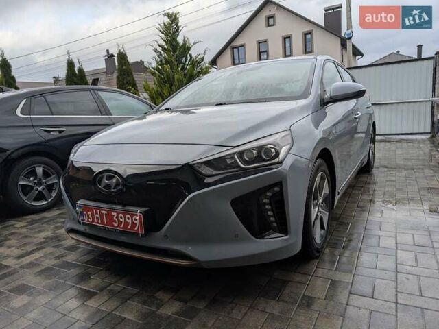 Серый Хендай Ioniq, объемом двигателя 0 л и пробегом 136 тыс. км за 12600 $, фото 1 на Automoto.ua