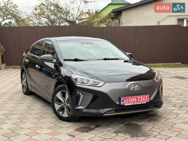 Серый Хендай Ioniq, объемом двигателя 0 л и пробегом 107 тыс. км за 12499 $, фото 1 на Automoto.ua