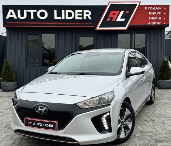 Сірий Хендай Ioniq, об'ємом двигуна 0 л та пробігом 143 тис. км за 12999 $, фото 1 на Automoto.ua