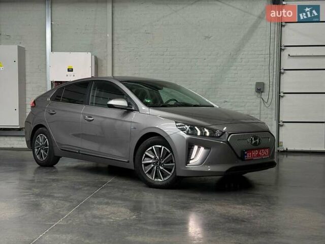 Серый Хендай Ioniq, объемом двигателя 0 л и пробегом 132 тыс. км за 15732 $, фото 1 на Automoto.ua