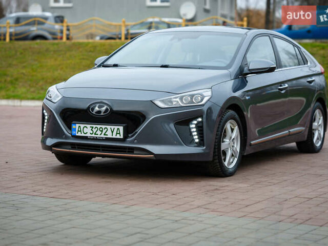 Серый Хендай Ioniq, объемом двигателя 0 л и пробегом 77 тыс. км за 16300 $, фото 1 на Automoto.ua