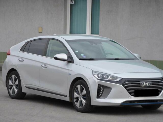 Серый Хендай Ioniq, объемом двигателя 0 л и пробегом 122 тыс. км за 8600 $, фото 1 на Automoto.ua