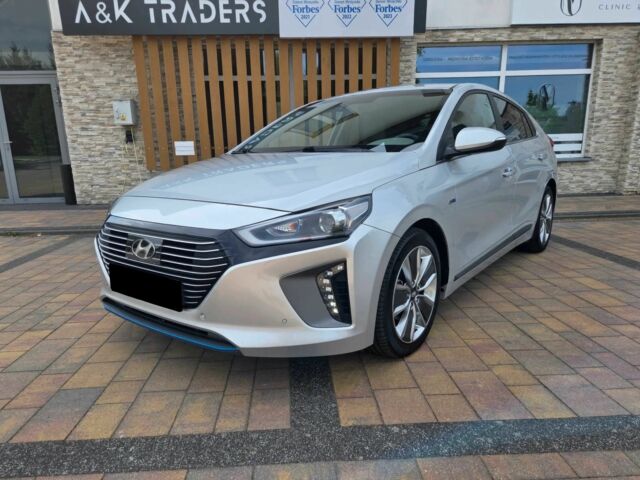 Серый Хендай Ioniq, объемом двигателя 1.6 л и пробегом 29 тыс. км за 8700 $, фото 1 на Automoto.ua