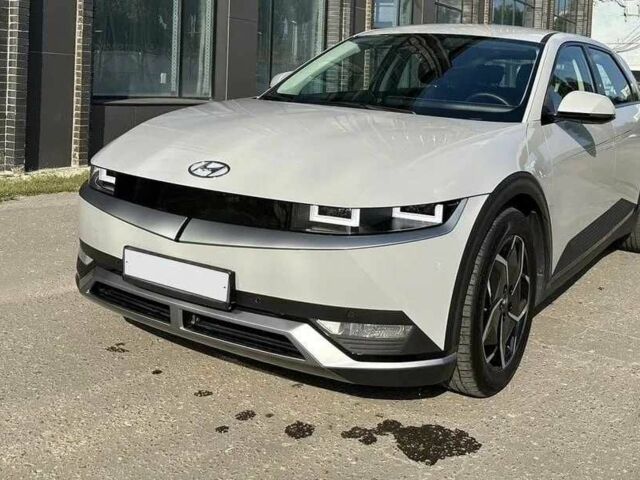 Серый Хендай Ioniq, объемом двигателя 0 л и пробегом 23 тыс. км за 15500 $, фото 1 на Automoto.ua