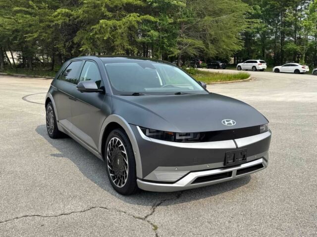 Серый Хендай Ioniq, объемом двигателя 0 л и пробегом 21 тыс. км за 15500 $, фото 1 на Automoto.ua