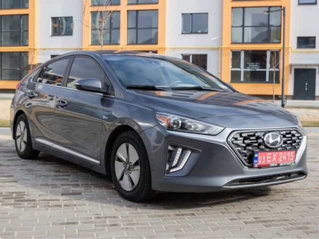 Серый Хендай Ioniq, объемом двигателя 1.58 л и пробегом 126 тыс. км за 14700 $, фото 1 на Automoto.ua