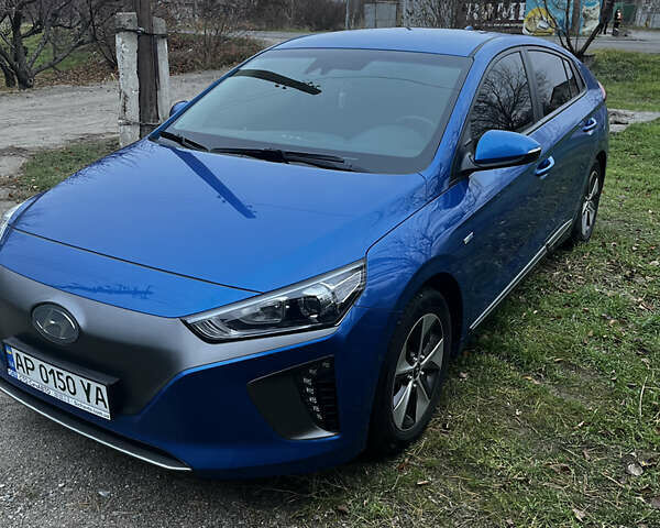 Синий Хендай Ioniq, объемом двигателя 0 л и пробегом 125 тыс. км за 14000 $, фото 1 на Automoto.ua