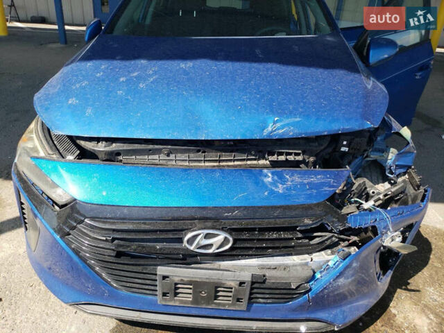Синий Хендай Ioniq, объемом двигателя 1.58 л и пробегом 164 тыс. км за 8300 $, фото 1 на Automoto.ua