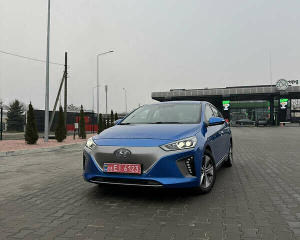 Синий Хендай Ioniq, объемом двигателя 0 л и пробегом 88 тыс. км за 12700 $, фото 1 на Automoto.ua