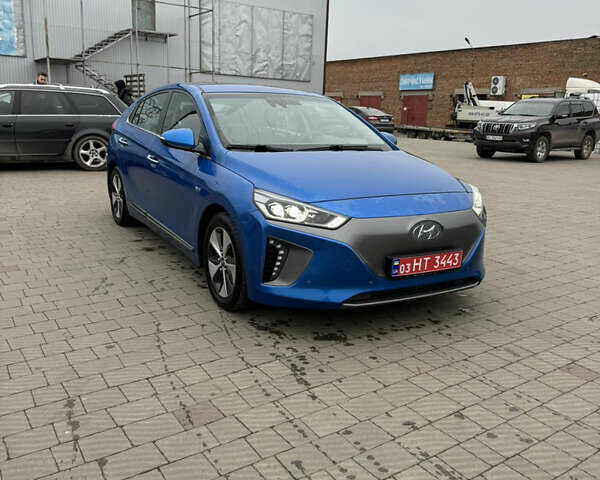 Синий Хендай Ioniq, объемом двигателя 0 л и пробегом 159 тыс. км за 10800 $, фото 1 на Automoto.ua