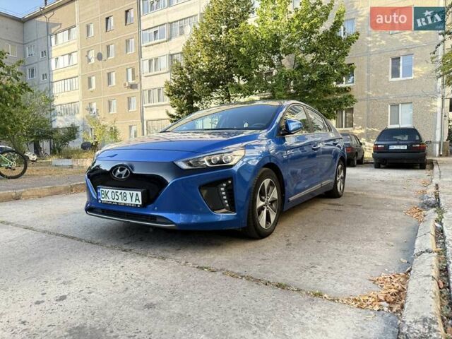 Синій Хендай Ioniq, об'ємом двигуна 0 л та пробігом 77 тис. км за 14000 $, фото 1 на Automoto.ua