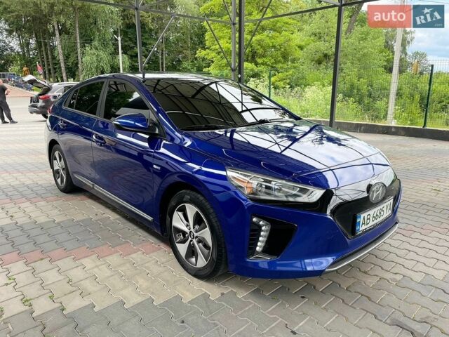 Синий Хендай Ioniq, объемом двигателя 0 л и пробегом 86 тыс. км за 13550 $, фото 1 на Automoto.ua