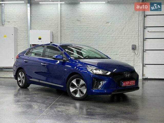 Синий Хендай Ioniq, объемом двигателя 0 л и пробегом 94 тыс. км за 13077 $, фото 1 на Automoto.ua