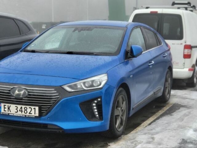 Синий Хендай Ioniq, объемом двигателя 0 л и пробегом 124 тыс. км за 8500 $, фото 1 на Automoto.ua