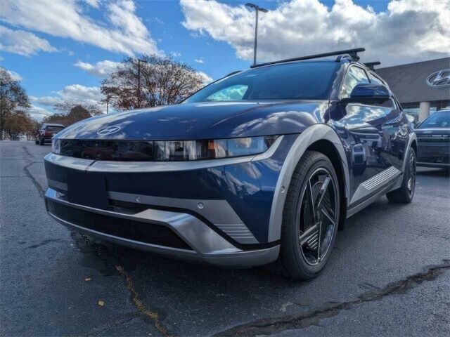Синий Хендай Ioniq, объемом двигателя 0 л и пробегом 3 тыс. км за 19200 $, фото 1 на Automoto.ua
