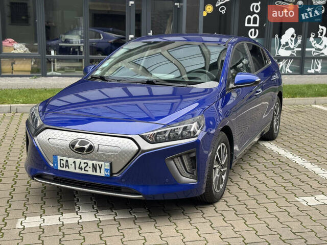 Синий Хендай Ioniq, объемом двигателя 0 л и пробегом 150 тыс. км за 15850 $, фото 1 на Automoto.ua