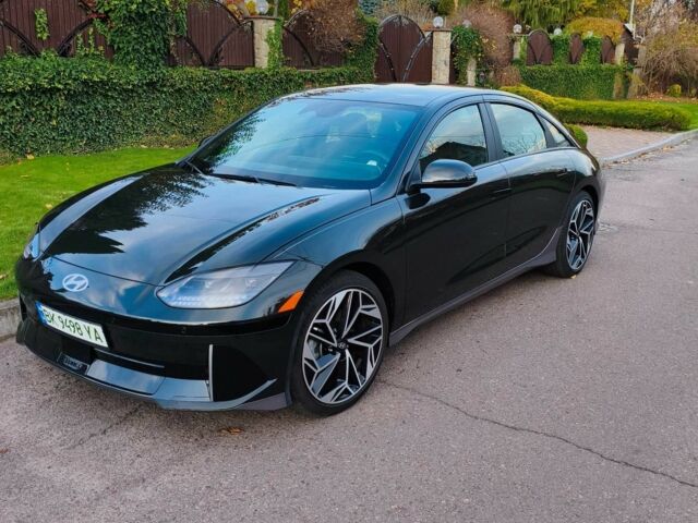 Зеленый Хендай Ioniq, объемом двигателя 0 л и пробегом 13 тыс. км за 629 $, фото 1 на Automoto.ua