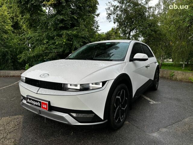 Белый Хендай Ioniq 5, объемом двигателя 0 л и пробегом 81 тыс. км за 24690 $, фото 1 на Automoto.ua