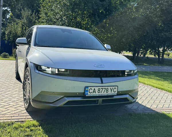 Белый Хендай Ioniq 5, объемом двигателя 0 л и пробегом 118 тыс. км за 26500 $, фото 1 на Automoto.ua