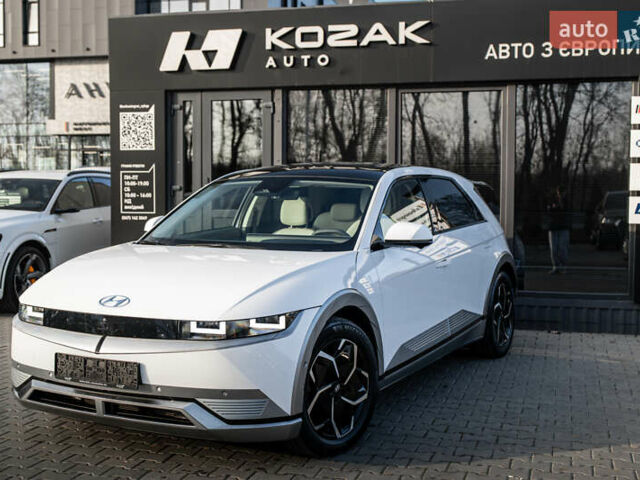 Белый Хендай Ioniq 5, объемом двигателя 0 л и пробегом 32 тыс. км за 34200 $, фото 1 на Automoto.ua