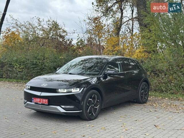 Черный Хендай Ioniq 5, объемом двигателя 0 л и пробегом 87 тыс. км за 25700 $, фото 1 на Automoto.ua