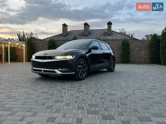 Черный Хендай Ioniq 5, объемом двигателя 0 л и пробегом 79 тыс. км за 25500 $, фото 1 на Automoto.ua