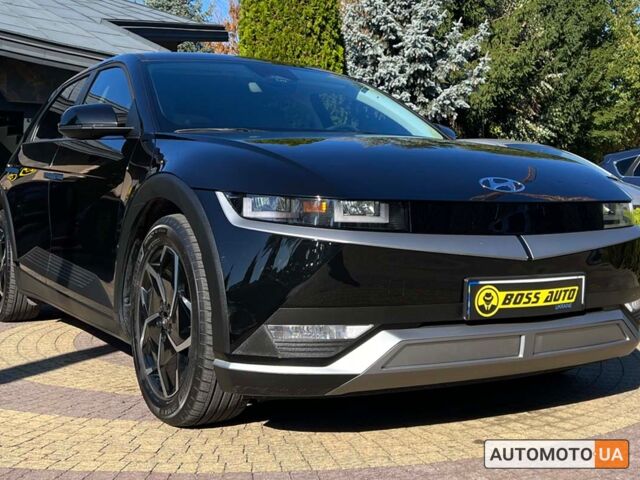 Черный Хендай Ioniq 5, объемом двигателя 77 л и пробегом 40 тыс. км за 28600 $, фото 1 на Automoto.ua