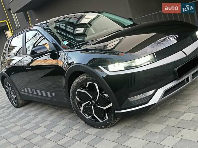 Черный Хендай Ioniq 5, объемом двигателя 0 л и пробегом 25 тыс. км за 28450 $, фото 1 на Automoto.ua