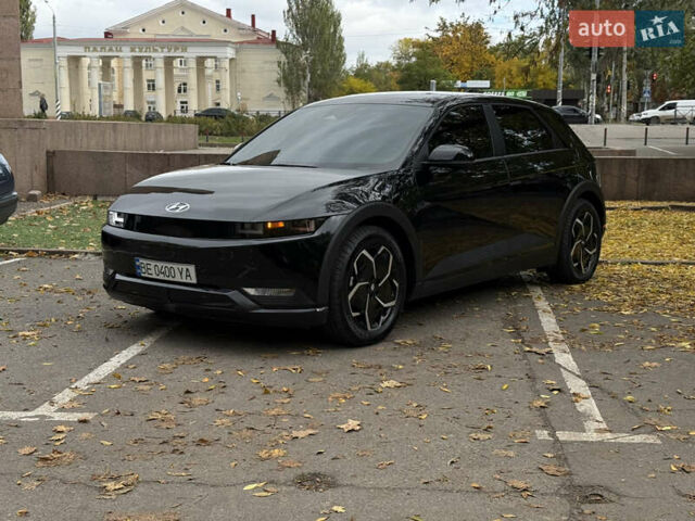 Черный Хендай Ioniq 5, объемом двигателя 0 л и пробегом 7 тыс. км за 28999 $, фото 1 на Automoto.ua