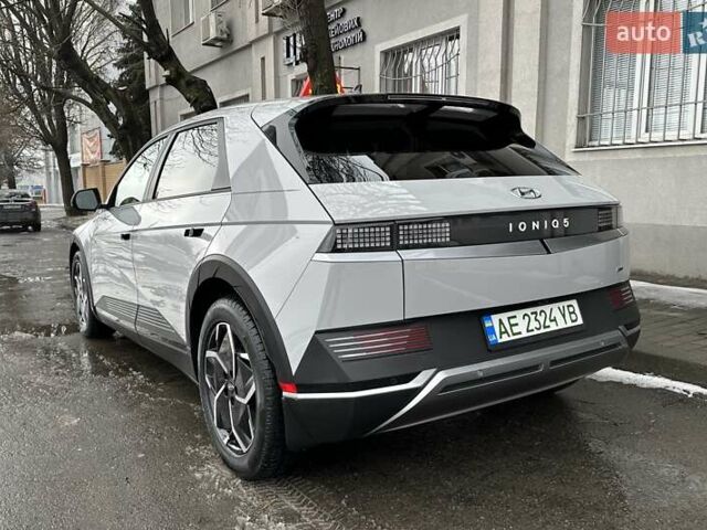 Серый Хендай Ioniq 5, объемом двигателя 0 л и пробегом 22 тыс. км за 26000 $, фото 1 на Automoto.ua