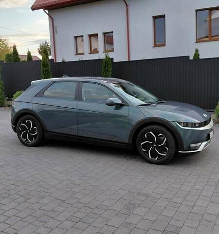 Серый Хендай Ioniq 5, объемом двигателя 0 л и пробегом 26 тыс. км за 26733 $, фото 1 на Automoto.ua