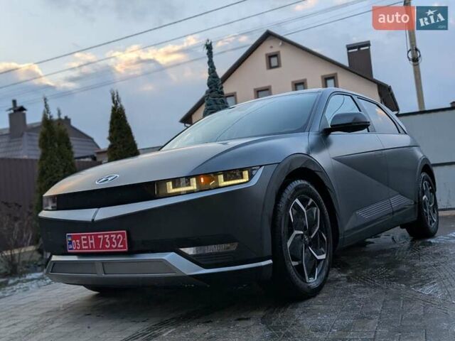 Серый Хендай Ioniq 5, объемом двигателя 0 л и пробегом 24 тыс. км за 25500 $, фото 1 на Automoto.ua