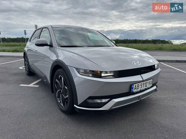 Серый Хендай Ioniq 5, объемом двигателя 0 л и пробегом 13 тыс. км за 28000 $, фото 1 на Automoto.ua