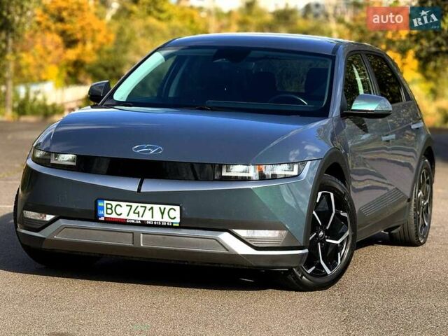 Серый Хендай Ioniq 5, объемом двигателя 0 л и пробегом 90 тыс. км за 23500 $, фото 1 на Automoto.ua