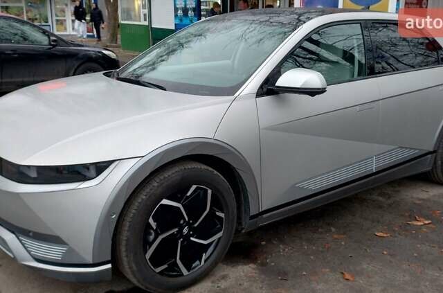 Сірий Хендай Ioniq 5, об'ємом двигуна 0 л та пробігом 17 тис. км за 35000 $, фото 1 на Automoto.ua