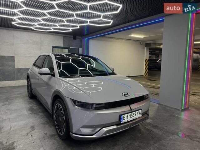Серый Хендай Ioniq 5, объемом двигателя 0 л и пробегом 14 тыс. км за 35000 $, фото 1 на Automoto.ua