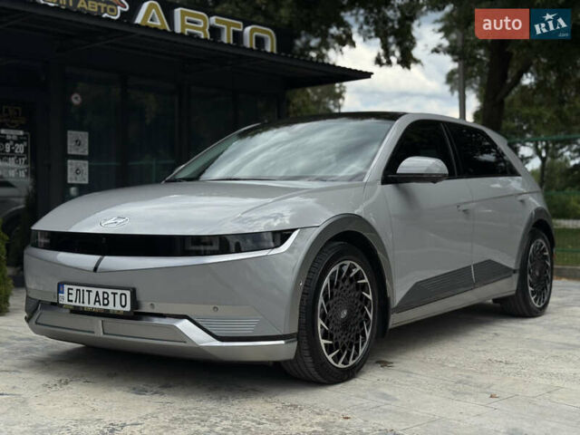 Серый Хендай Ioniq 5, объемом двигателя 0 л и пробегом 20 тыс. км за 27999 $, фото 1 на Automoto.ua