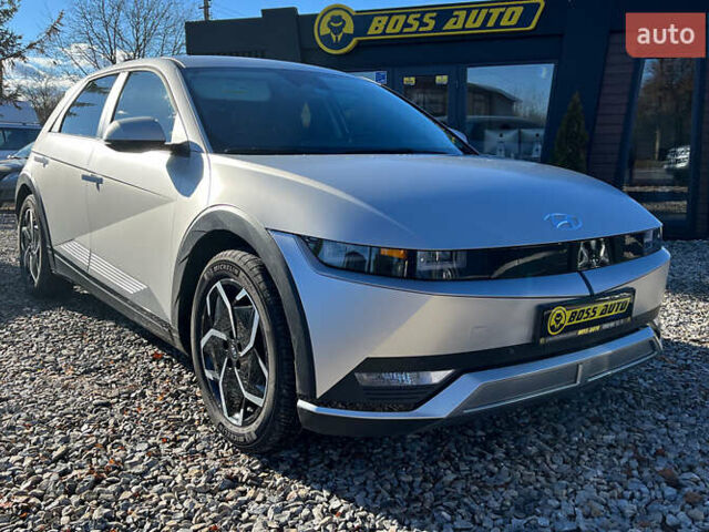 Серый Хендай Ioniq 5, объемом двигателя 0 л и пробегом 13 тыс. км за 27300 $, фото 1 на Automoto.ua
