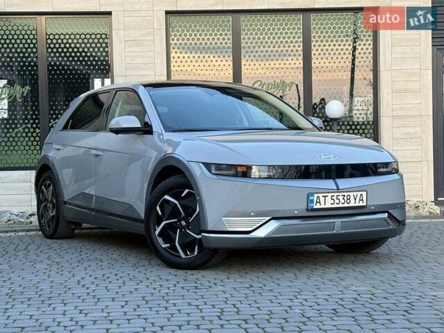 Серый Хендай Ioniq 5, объемом двигателя 0 л и пробегом 10 тыс. км за 30700 $, фото 1 на Automoto.ua