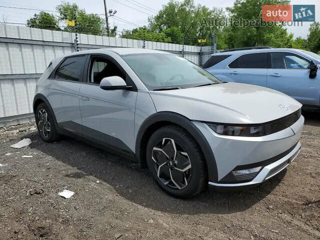 Серый Хендай Ioniq 5, объемом двигателя 0 л и пробегом 11 тыс. км за 18900 $, фото 1 на Automoto.ua