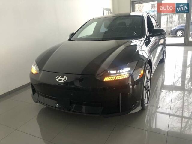 Чорний Хендай IONIQ 6, об'ємом двигуна 0 л та пробігом 4 тис. км за 27500 $, фото 1 на Automoto.ua