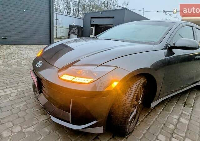 Чорний Хендай IONIQ 6, об'ємом двигуна 0 л та пробігом 56 тис. км за 27500 $, фото 1 на Automoto.ua