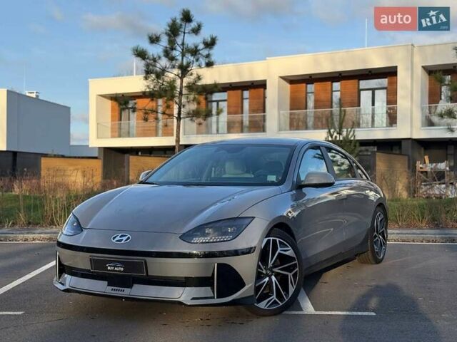 Серый Хендай IONIQ 6, объемом двигателя 0 л и пробегом 1 тыс. км за 26699 $, фото 1 на Automoto.ua