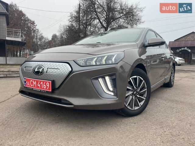 Коричневый Хендай Ioniq Electric, объемом двигателя 0 л и пробегом 119 тыс. км за 14900 $, фото 1 на Automoto.ua